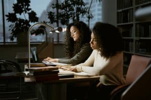 Licenciatura para Adultos Nueva Jersey: Clases Nocturnas en Newark
