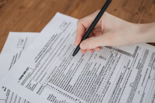 Ayuda Financiera Estudiantes Adultos NJ: Primeros Pasos en Elizabeth