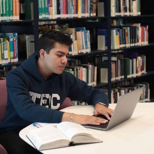 Ayuda financiera estudiantes adultos NJ: ¿Vale la pena en Passaic?