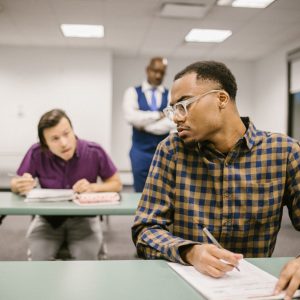 ¿Certificación Asistente de Maestra Aumenta tu Sueldo en Hoboken?